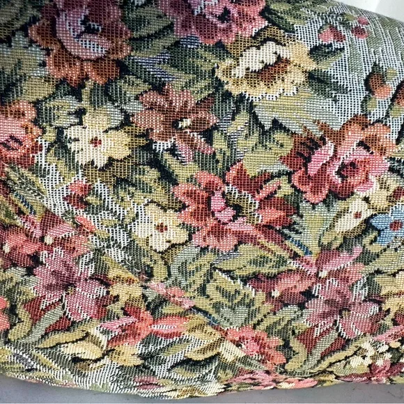 Vintage‎ Tapestry Floral Purse Large mint condition. - Picture 11 of 11